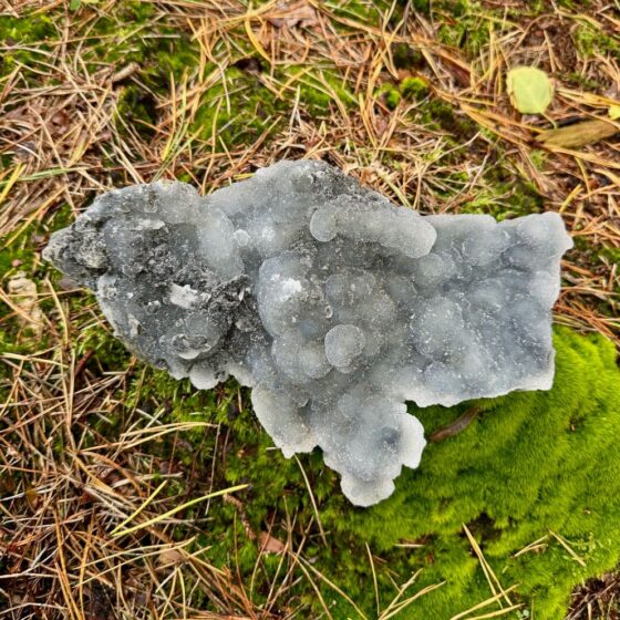 0322 Cluster van ruwe Chalcedoon