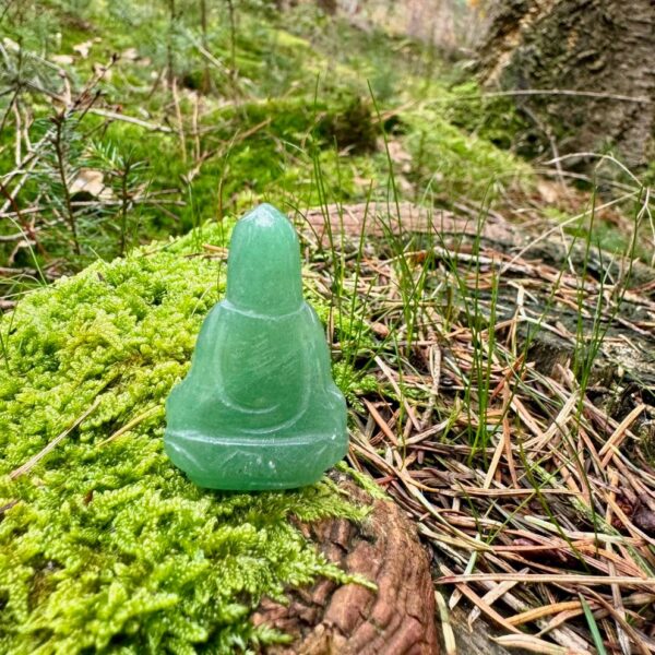 0538 quan yin groene jade