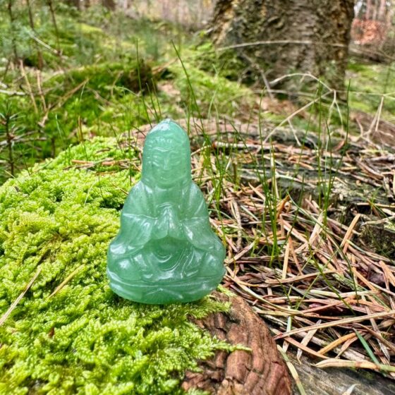 0538 quan yin groene jade